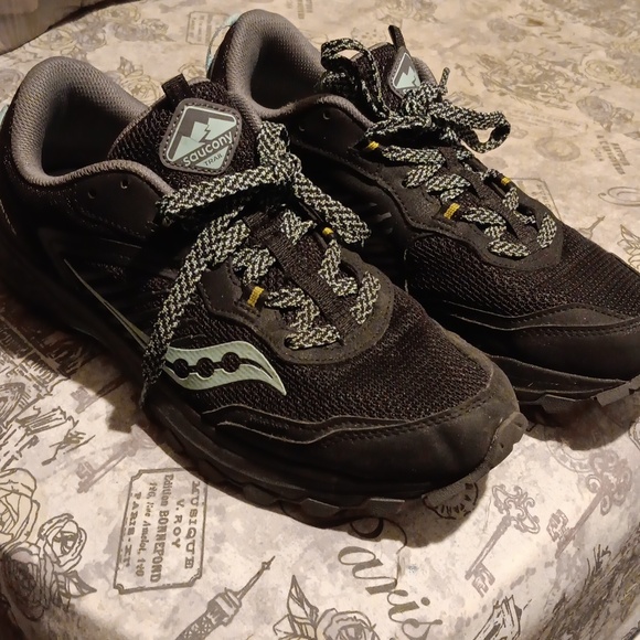 Saucony Trail Shoes - Picture 1 of 5